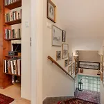 Atmospheric Next To Old Town Square By Renters Apartament