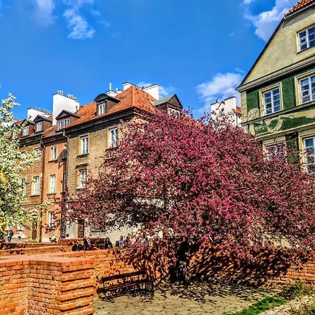Atmospheric Next To Old Town Square By Renters Apartament